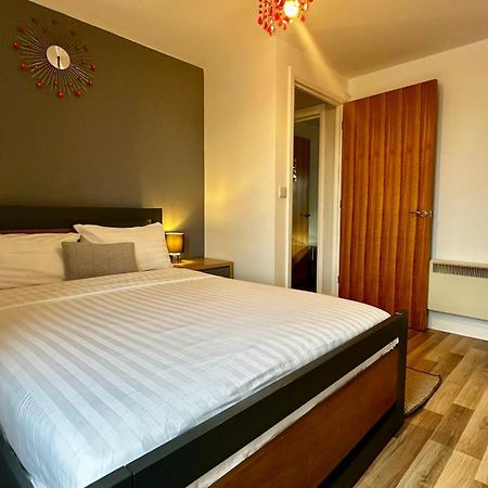 Two Bedroom Flat Town Centre קולצ'סטר מראה חיצוני תמונה